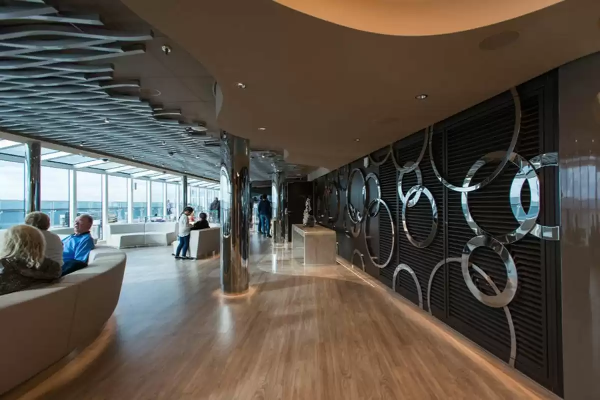 le  :  cabine 51