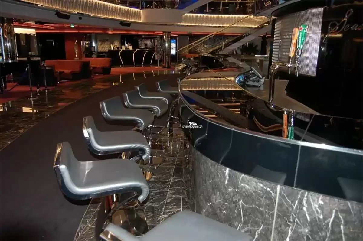 le  :  cabine 66