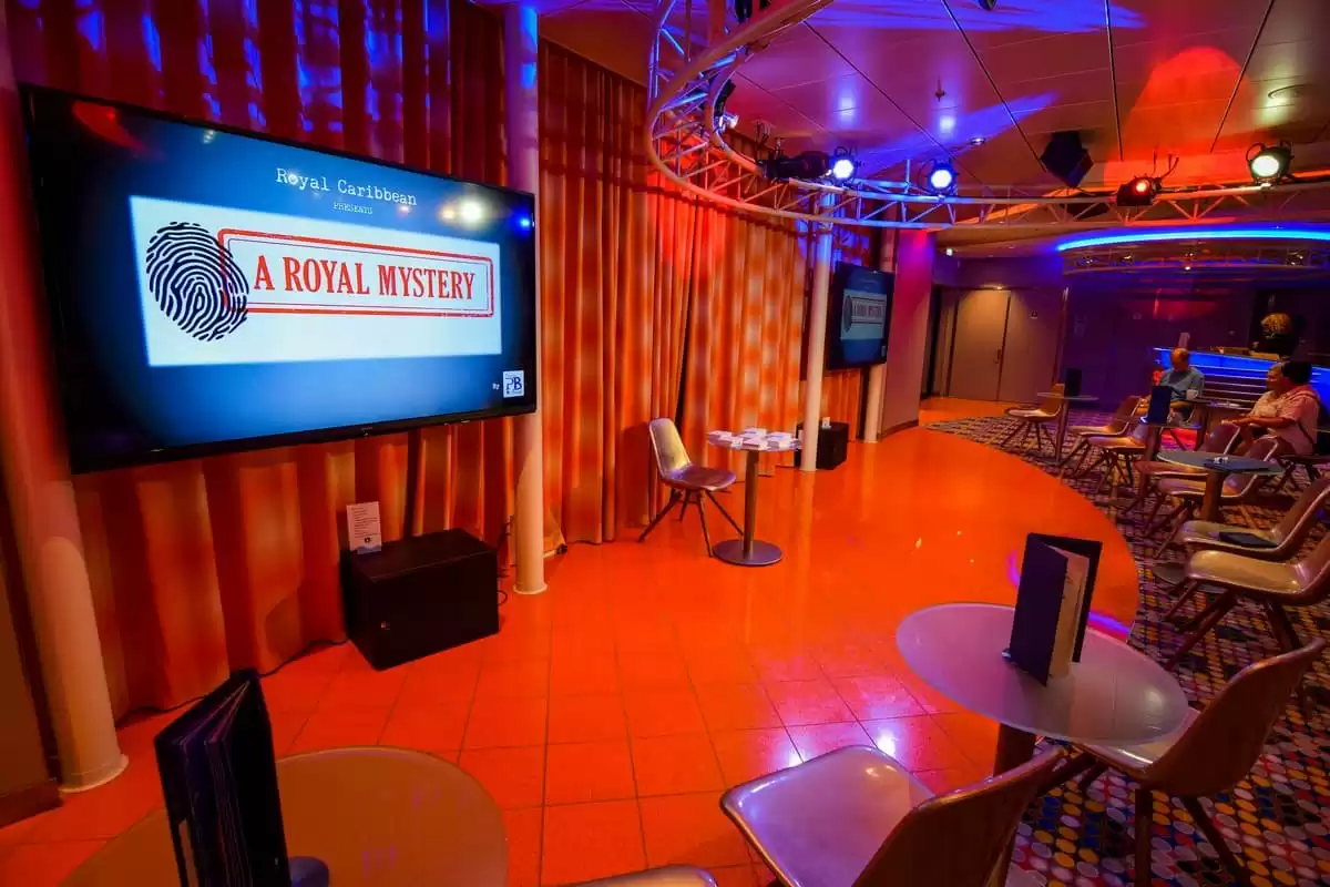 le  :  cabine 8