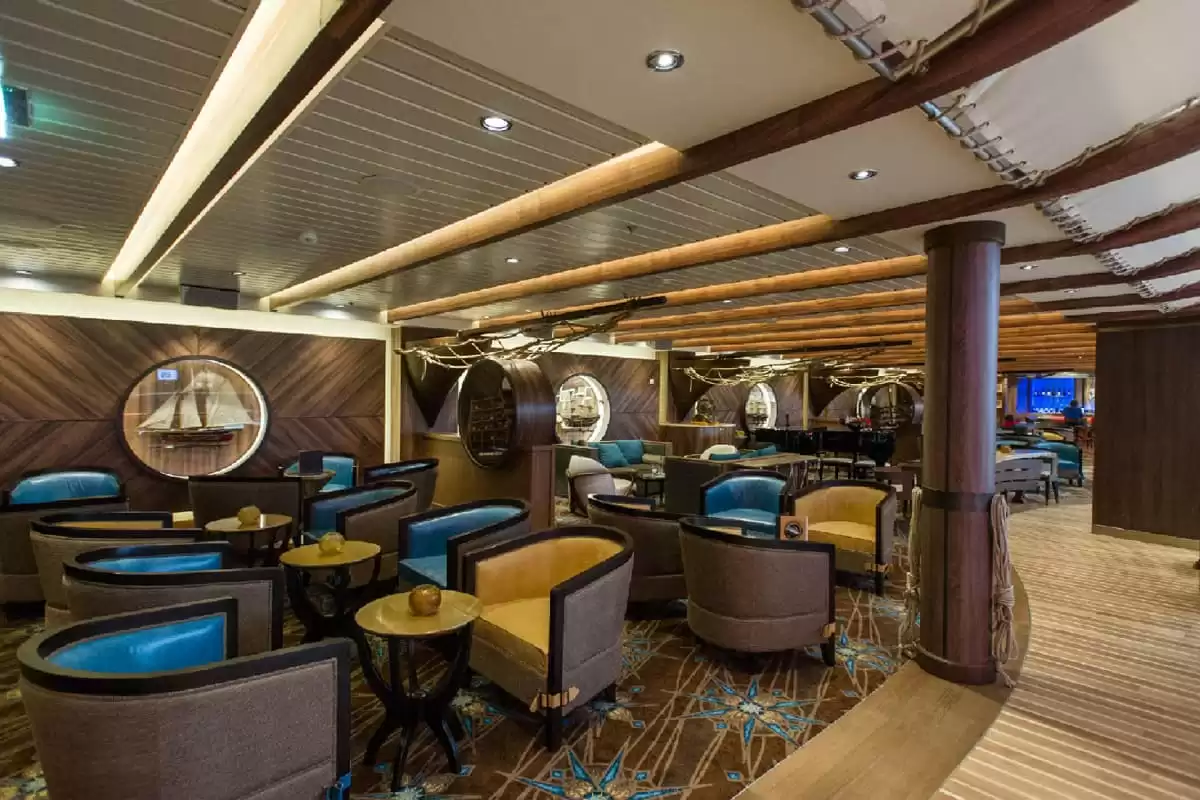 le  :  cabine 84