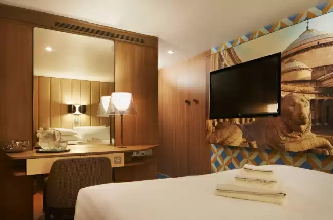 Inside Stateroom