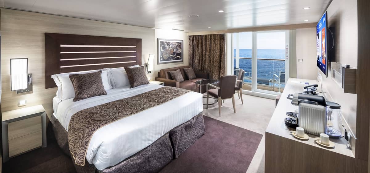 5- THE MSC YACHT CLUB <br> A REFINED HAVEN AT SEA