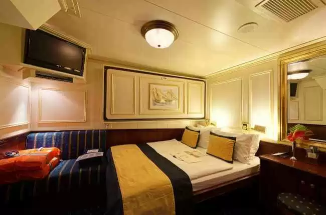Inside Stateroom