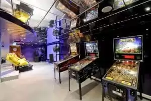 6-Arcade Game Room