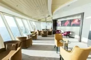 Suite Lounge