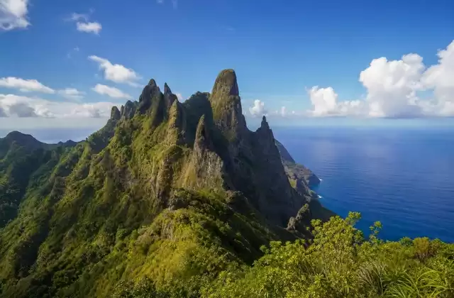 Ua Pou peaks