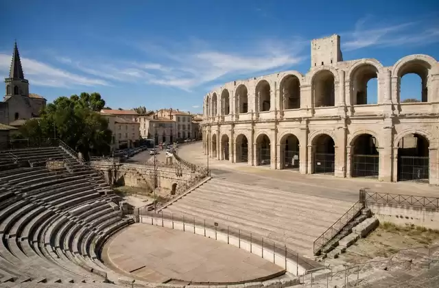 In Arles