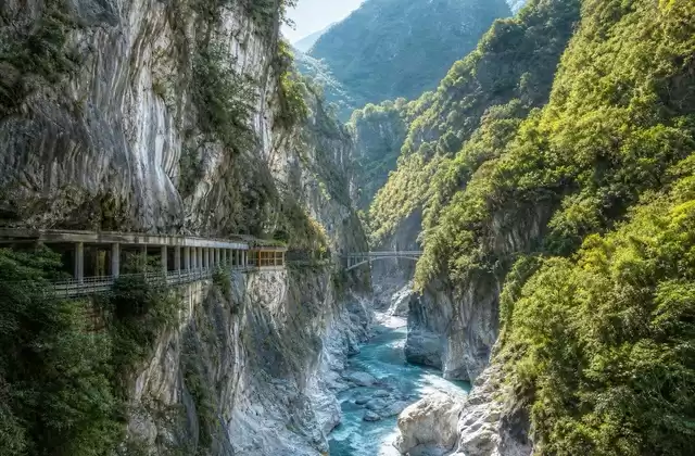 At Taroko Gorge