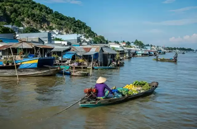 Chau Doc and life by the water