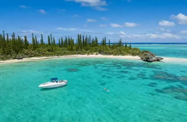 Maître Island