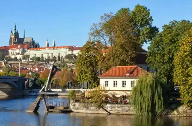 Kampa Island