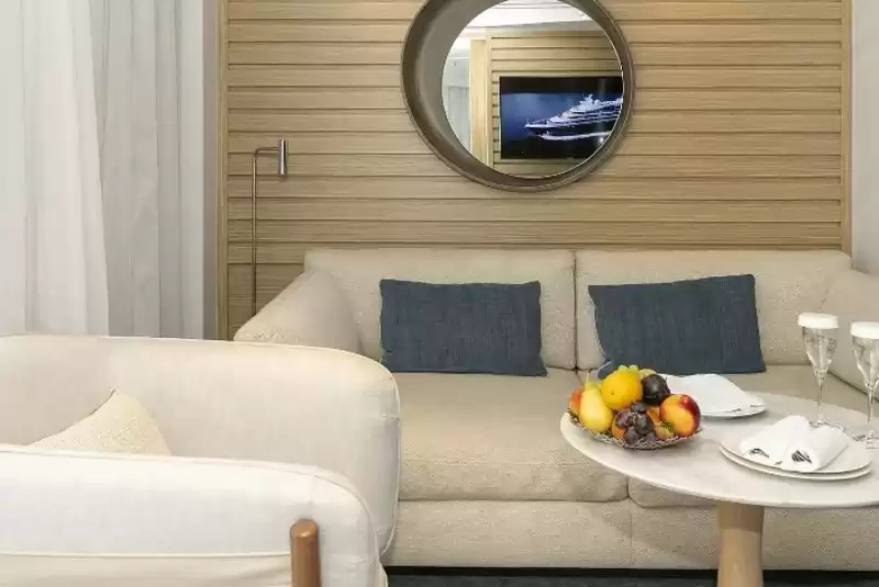 Grand Deluxe Suite Deck 5