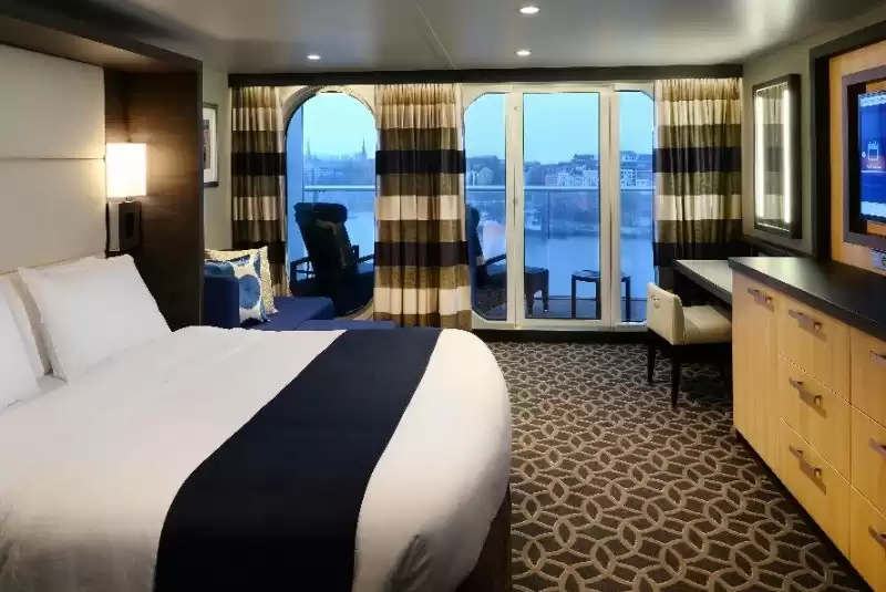 Junior Suite with Balcony