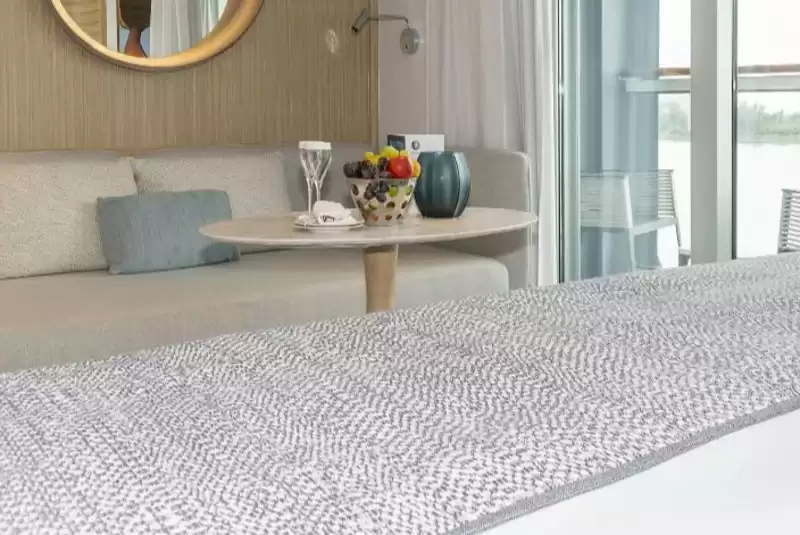Suite Deluxe Deck 5