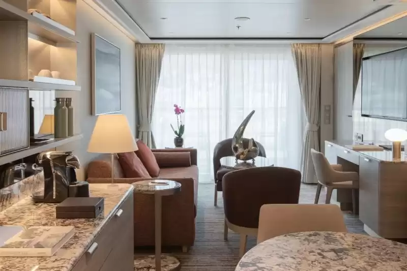 Signature Suite