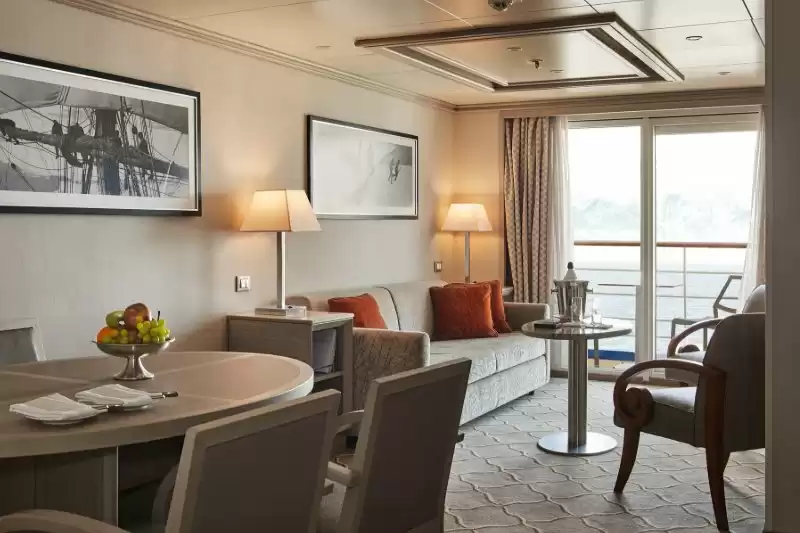 Silver Suite