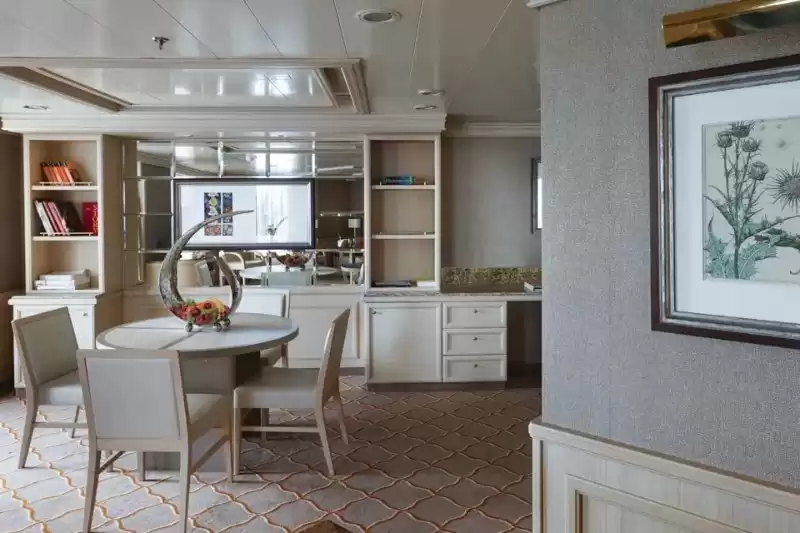 Royal Suite - One Bedroom