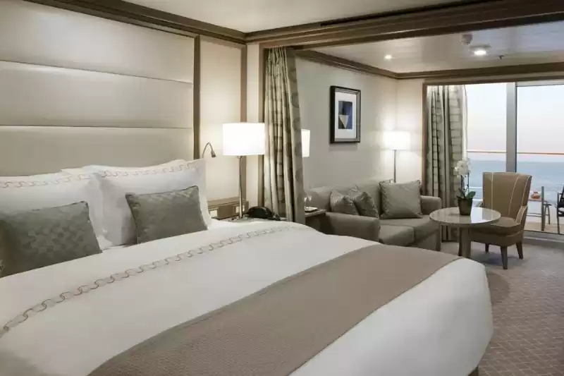 Deluxe Veranda Suite