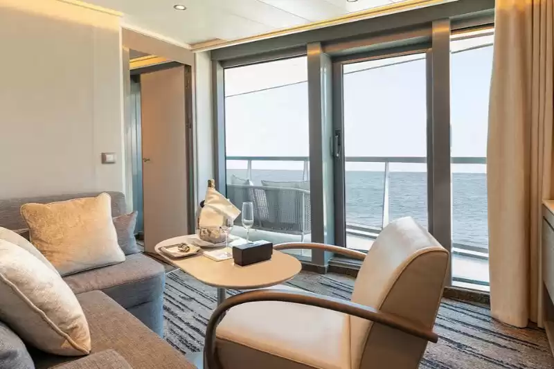 Silver Suite