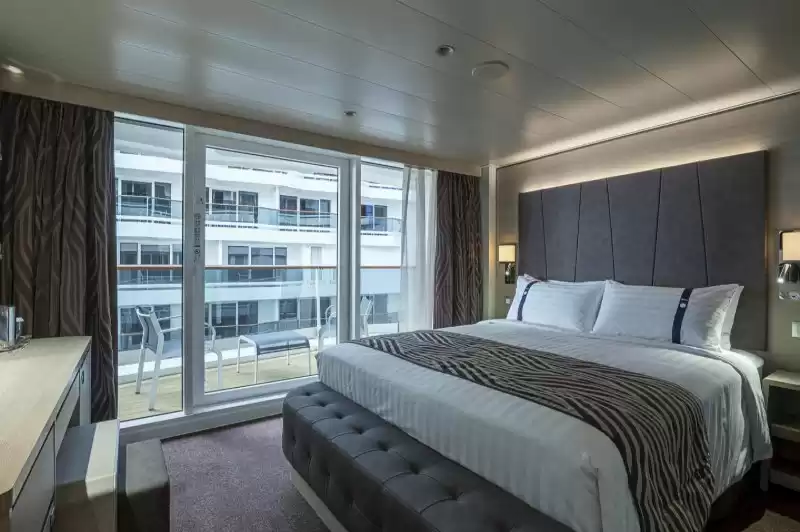 Balcony cabin