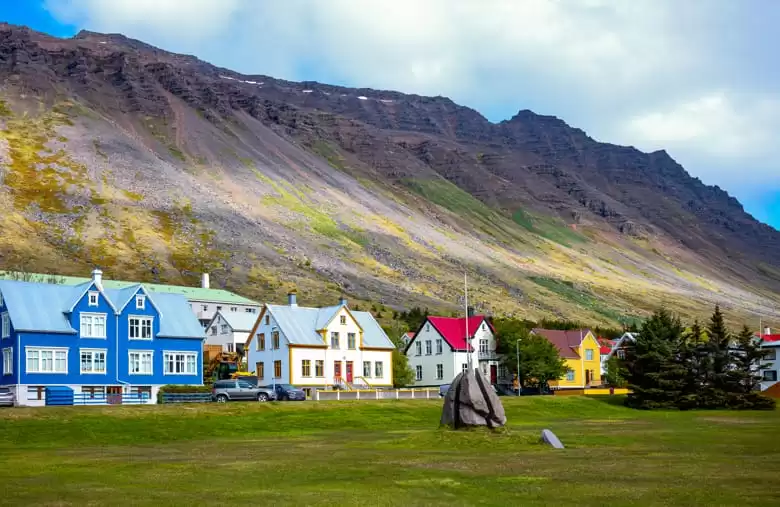 Isafjodhur